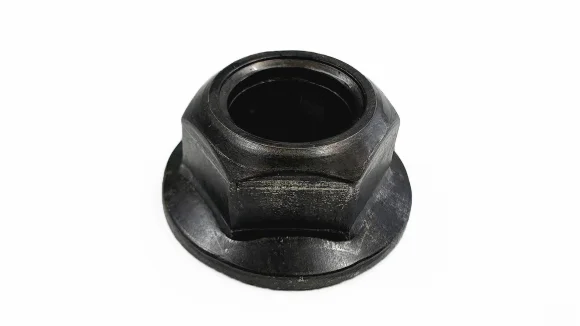 温間圧造の完成品