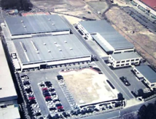 三重工場の外観