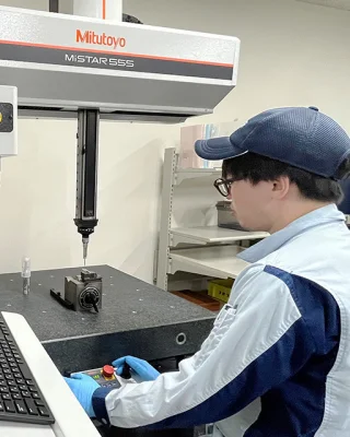 検査・試験中の様子