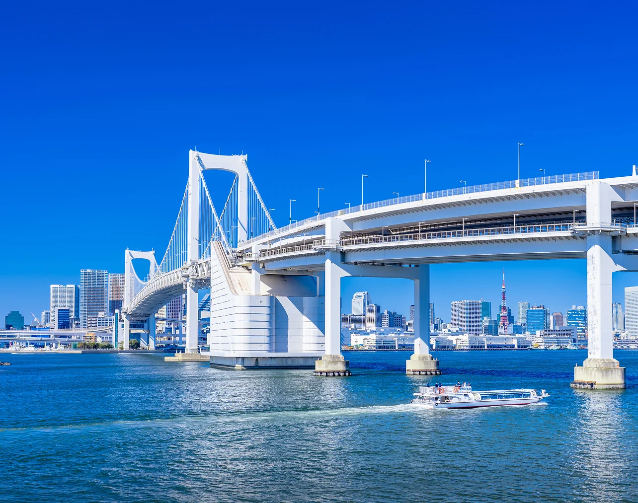 橋梁の写真。インフラを支えるフセラシの技術力。